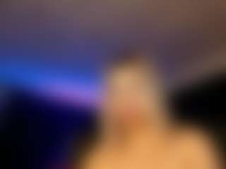AstridJade's Live Sex Cam Show