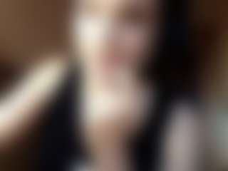 Live cam show with BaoZecchini - Facial Piercings on CamwithHer