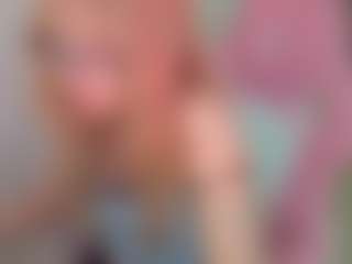Live cam show with BaoZecchini - Gray Eyes on Dare Cams