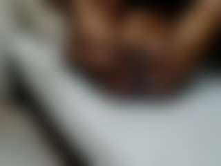 BustyEbonyMilf's Live Sex Cam Show