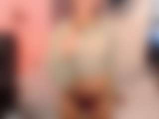 Live cam show with CherrySummers - Sexy on Uber Horny