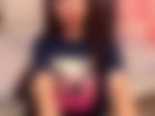Live cam show with CherrySummers - New Blowjob on TeamSkeetLive