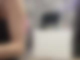 Live cam show with DestinyLatourette - Moaning on liverealitysex.com