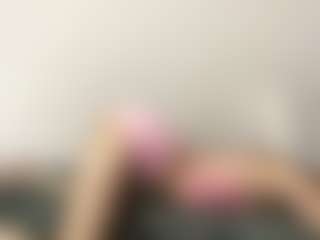 Live cam show with DestinyLatourette - Ahegao on Camsoda