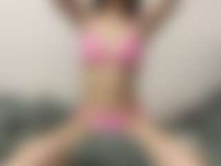 Live cam show with DestinyLatourette - Smoking on Camsoda