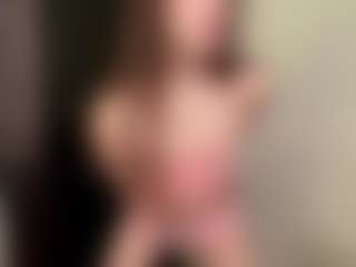 Live cam show with DestinyLatourette - Moaning on slutload