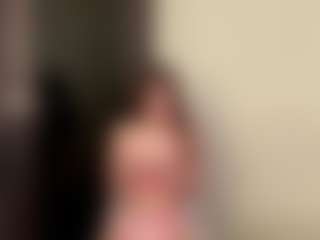 Live cam show with DestinyLatourette - Smoking on Streamer API