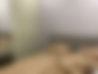 Live cam show with DestinyLatourette - Camel Toe on CamClone