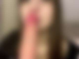 Live cam show with DestinyLatourette - Smoking on Instabang