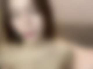 Live cam show with DestinyLatourette - Moaning on Camsoda