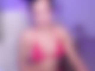 kiara-wren's Live Sex Cam Show