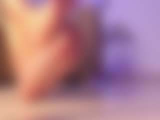 kiara-wren's Live Sex Cam Show