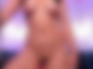 kiara-wren's Live Sex Cam Show