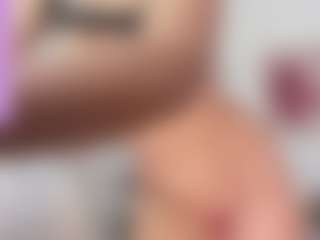 kiara-wren's Live Sex Cam Show