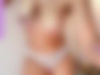 kiara-wren's Live Sex Cam Show