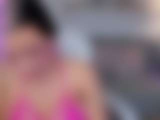 Live cam show with kiara-wren - HD on Milfs Live
