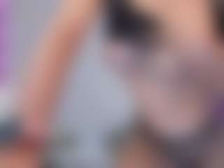 kiara-wren's Live Sex Cam Show