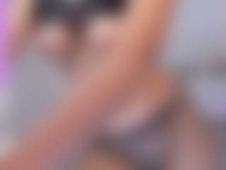 kiara-wren's Live Sex Cam Show
