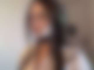 Live cam show with Olivia - Raven Hair on Fling VIP Chat