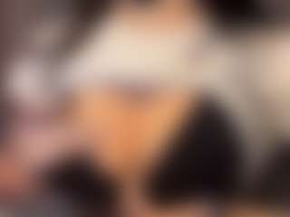 Live cam show with Olivia - Blue Eyes on Camversity