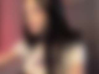 Live cam show with Olivia - Raven Hair on 1on1-livenow