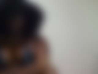 lolalaveau's Live Sex Cam Show