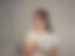 LovellaEstok's Live Sex Cam Show