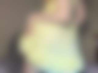 Live cam show with LucillaCerchia - Eating Pussy on Camming Site