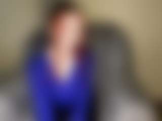Live cam show with LucillaCerchia - Athletic Middle Aged on AdultVida.com