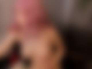 Live cam show with Lune - American Petite on x69.live
