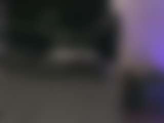 Live cam show with Lune - Squirt Blonde Hair on Livezox