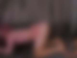 Live cam show with Lune - Full Nudity on Camsoda