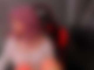 Live cam show with Lune - Oil on Fling VIP Chat
