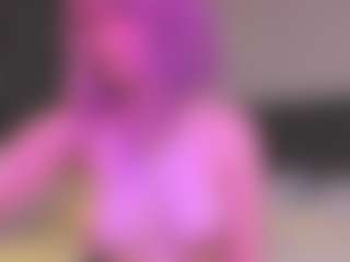 Live cam show with Lune - Green Eyes on Camsoda Late Night