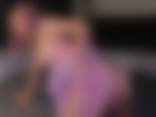 Live cam show with Lune - Green Eyes on SquirtSoMuch