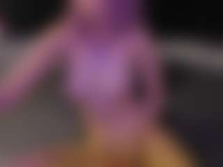 Live cam show with Lune - Green Eyes on crypto-cams