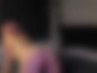 Live cam show with Lune - Petite on sexylive.show