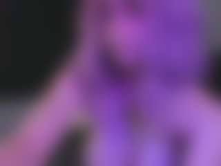 Live cam show with Lune - Sexy on madthumbs