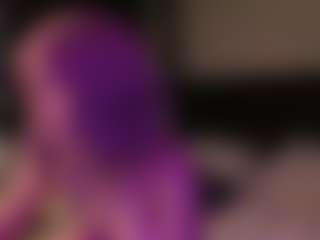 Live cam show with Lune - Green Eyes on Camsoda