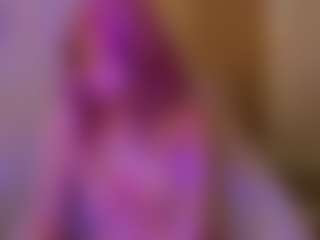 Live cam show with Lune - Green Eyes on Camsoda
