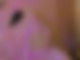 Live cam show with Lune - Green Eyes on Camsoda