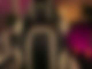 Live cam show with Lune - Blonde Hair College on Camsoda