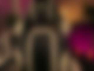 Live cam show with Lune - Blonde Hair College on Camsoda