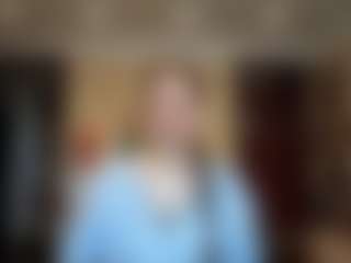 Live cam show with MadgeRounsaville - New Brown Eyes on Gym Cam Girls