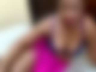 Live cam show with MidnightSparkles - Mature on Soda Cam