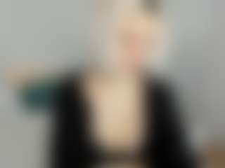 Live cam show with MonroSugar - Blonde Hair Petite on https://playwithruby.com