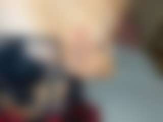 Live cam show with MonroSugar - Lush Blonde Hair on Cam Slut