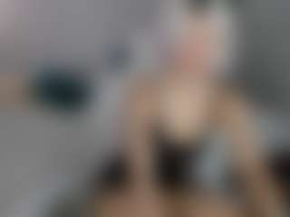 Live cam show with MonroSugar - Green Eyes on TastyBlacksLive