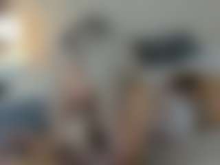 Live cam show with MonroSugar - Green Eyes on Camsoda