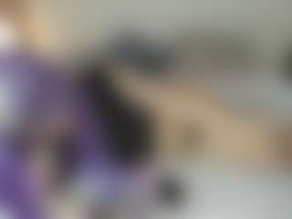 Live cam show with MonroSugar - Bikini on intimatelivegirls.com